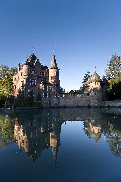 Satzvey Castle, Mechernich-Satzvey, Eifel, North Rhine-Westphalia, Germany