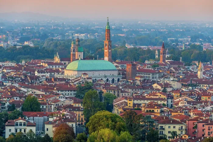 Framed Print : Scenic city skyline at sunset, Vicenza, Veneto, Italy