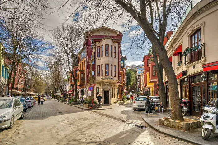 Framed Print : Scenic street in Kuzguncuk neighborhood, Uskudar, Istanbul, Turkey