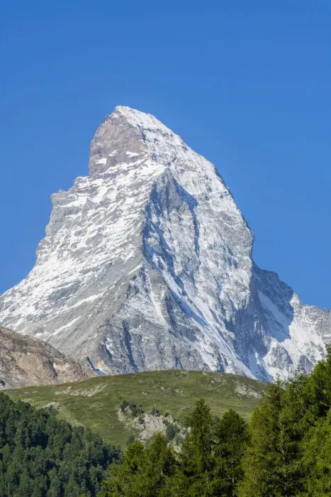 Framed Print : Scenic summer view over Matterhorn, Zermatt, Valais, Switzerland Framed Print : Scenic summer view over Matterhorn, Zermatt, Valais, Switzerland