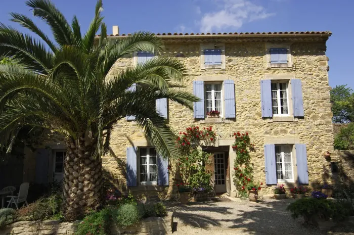 Framed Print : Schleuser House, Le Somail, Canal du Midi, Midi, France Framed Print : Schleuser House, Le Somail, Canal du Midi, Midi, France