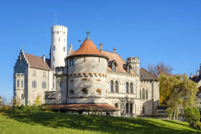 Framed Print : Schloss Lichtenstein castle in autumn, Reutlingen, Baden-WAorttemberg, Germany Framed Print : Schloss Lichtenstein castle in autumn, Reutlingen, Baden-WAorttemberg, Germany