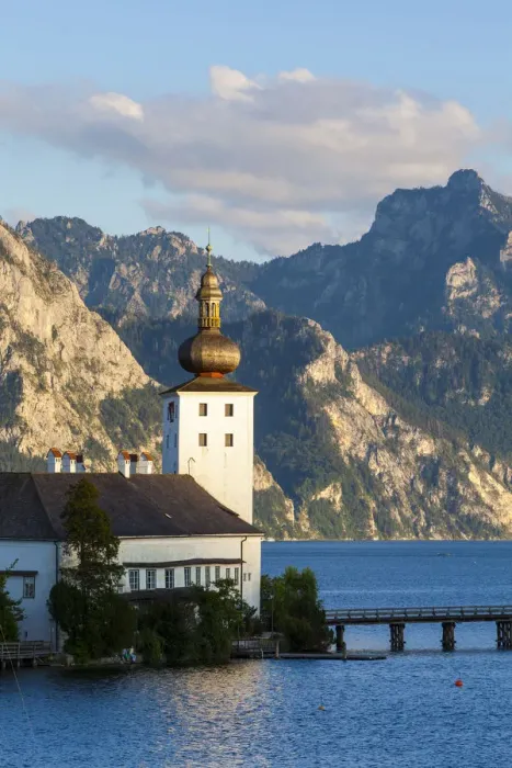 Framed Print : Schloss Ort on Lake Traunsee, Gmunden, Salzkammergut, Upper Austria, Austria