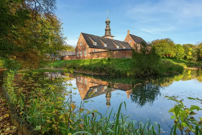 Framed Print : Schloss von Husum with reflection in pond, Husum, Nordfriesland, Schleswig-Holstein, Germany Framed Print : Schloss von Husum with reflection in pond, Husum, Nordfriesland, Schleswig-Holstein, Germany