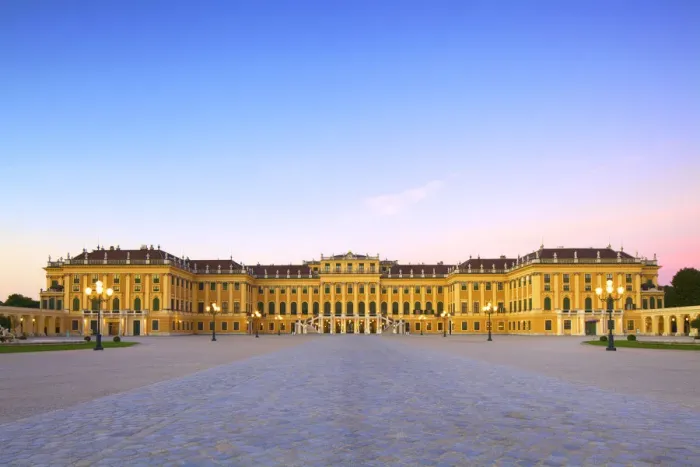 Framed Print : Schonbrunn Palace, Vienna, Austria, Central Europe Framed Print : Schonbrunn Palace, Vienna, Austria, Central Europe