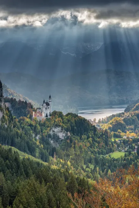 Framed Print : Schwangau, Swabia, Bavaria, Germany. Neuschwanstein castle Framed Print : Schwangau, Swabia, Bavaria, Germany. Neuschwanstein castle