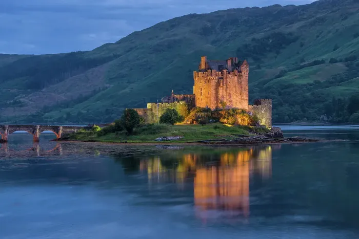 Framed Print : Scotland, Highlands, Loch Duich, Eilean Donan Castle Framed Print : Scotland, Highlands, Loch Duich, Eilean Donan Castle