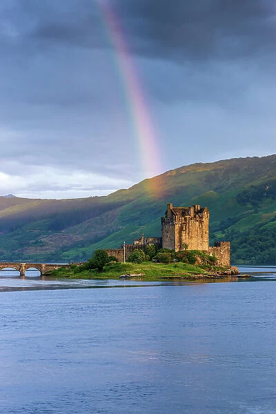 Scotland, Highlands, Loch Duich, Eilean Donan Castle