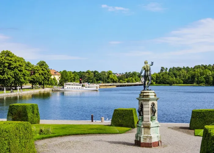 Framed Print : Sculpture in front of the Drottningholm Palace, Stockholm, Stockholm County, Sweden Framed Print : Sculpture in front of the Drottningholm Palace, Stockholm, Stockholm County, Sweden