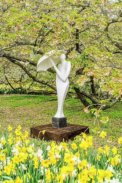 Sculpture in Keukenhof Gardens, Lisse, Holland, The Netherlands