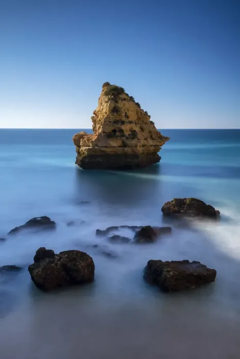 Framed Print : Sea Stack, Algarve, Portugal