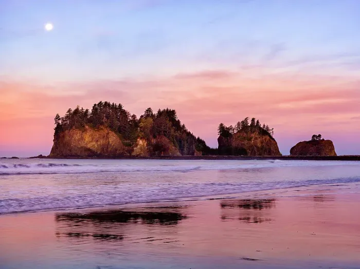 Framed Print : Sea Stacks at First Beach, sunrise, La Push Olympic national Park, Washington State, USA Framed Print : Sea Stacks at First Beach, sunrise, La Push Olympic national Park, Washington State, USA