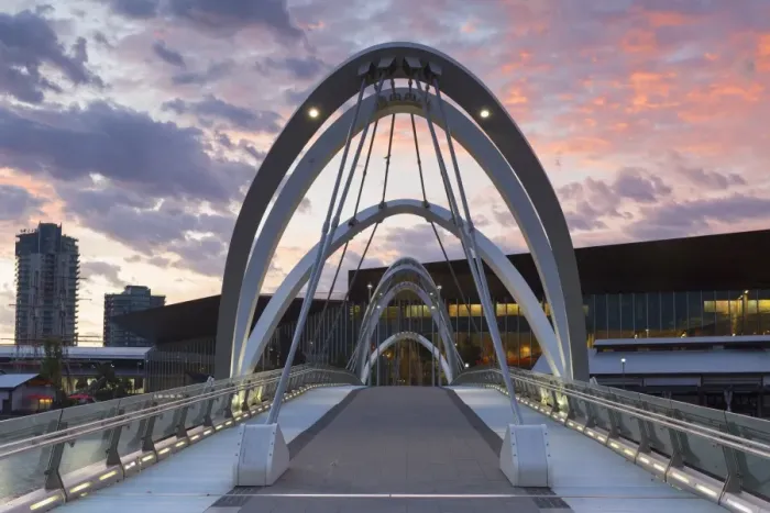 Framed Print : Seafarers Bridge and Convention Centre at dawn, Melbourne, Victoria, Australia Framed Print : Seafarers Bridge and Convention Centre at dawn, Melbourne, Victoria, Australia