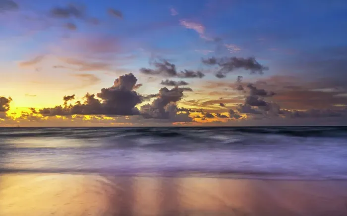 Framed Print : Seascape sunrise Hollywood Beach Hollywood Miami, South Florida, USA Framed Print : Seascape sunrise Hollywood Beach Hollywood Miami, South Florida, USA