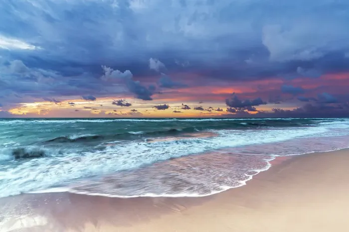 Framed Print : Seascape at sunrise in soft tones Hollywood Beach Hollywood, Miami Beach Florida, USA Framed Print : Seascape at sunrise in soft tones Hollywood Beach Hollywood, Miami Beach Florida, USA