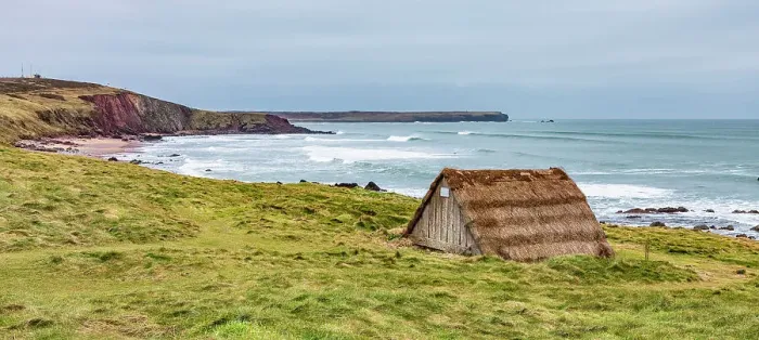 Framed Print : Seaweed drying hut at Freshwater West, Pembrokeshire, Wales, United Kingdom
