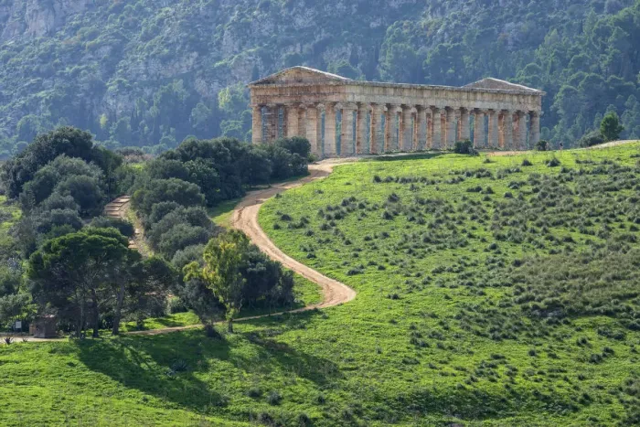 Framed Print : Segesta Temple, Segesta, Sicily Framed Print : Segesta Temple, Segesta, Sicily