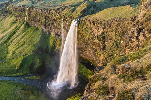 Seljalandsfoss waterfall, Southern Iceland, Iceland