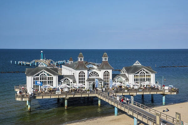 Sellin Pier, Sellin, Rugen Island, Baltic Coast, Mecklenburg-Western Pomerania, Germany