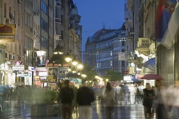 Serbia, Belgrade, Evening pedestrian traffic on Knez Mihailova Street