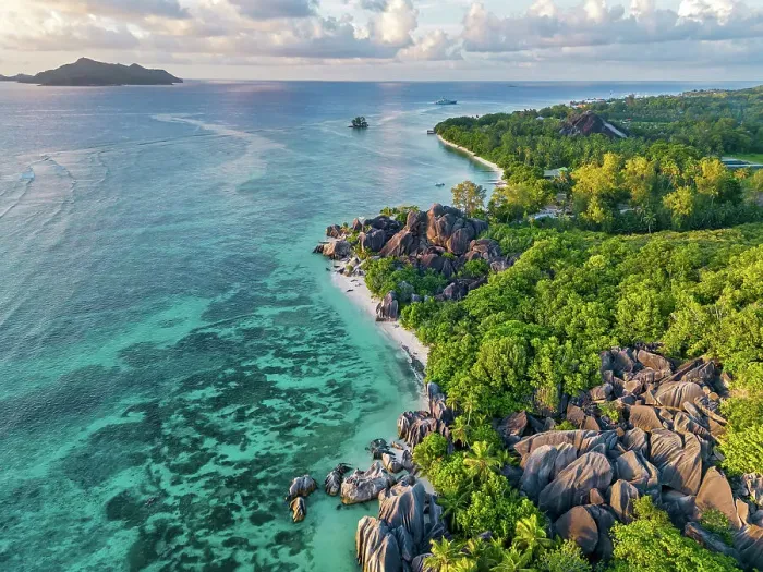 Framed Print : Seychelles, La Digue, Anse Source d'Argent beach, Indian Ocean Framed Print : Seychelles, La Digue, Anse Source d'Argent beach, Indian Ocean