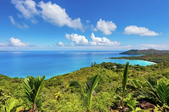 Framed Print : Seychelles, Praslin, Terrasse sur Lazio, Indian Ocean, view to Anse Lazio beach Framed Print : Seychelles, Praslin, Terrasse sur Lazio, Indian Ocean, view to Anse Lazio beach