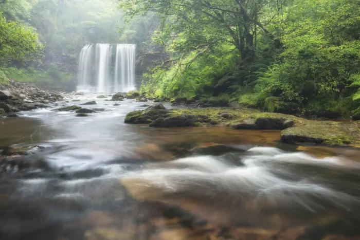 Framed Print : Sgwd yr Eira, River Hepste, Brecon Beacons National Park, Powys, Wales, UK