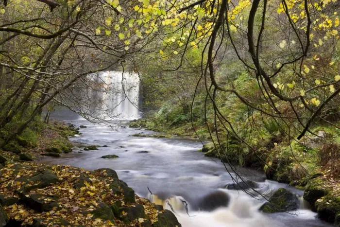 Framed Print : Sgwd yr Eira waterfall on the Afon Mellte river near Ystradfellte, Brecon Beacons National Park Framed Print : Sgwd yr Eira waterfall on the Afon Mellte river near Ystradfellte, Brecon Beacons National Park
