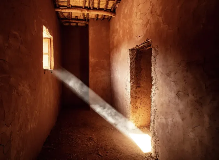 Framed Print : Shaft of sunlight shining through the window of a dusty room, Kasbah Ait Ben Haddou, near Ouarzazate, Morocco