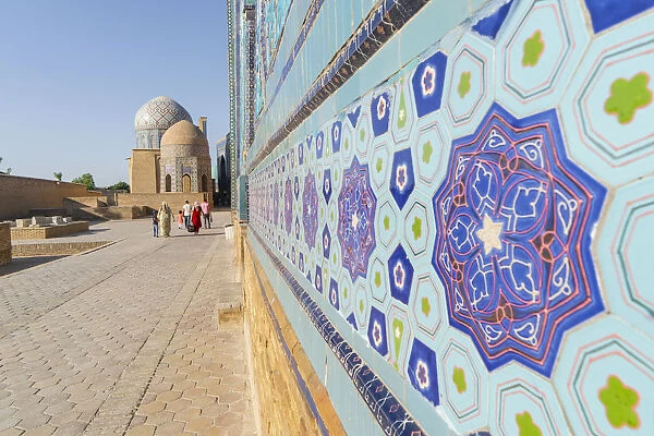 Shah i Zinda mausoleum complex in Sammarcanda. Samarkand, Uzbekistan, Central Asia