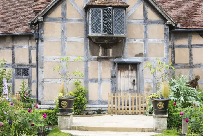 Framed Print : Shakespeare Birthplace in Stratford-upon-Avon, Warwickshire, England