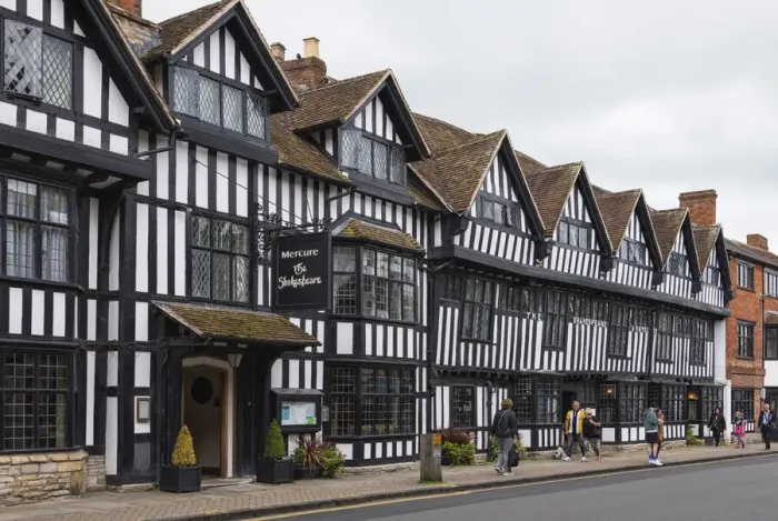 Framed Print : The Shakespeare, half timbered 17-century inn and now hotel, Stratford-upon-Avon, Warwickshire, England Framed Print : The Shakespeare, half timbered 17-century inn and now hotel, Stratford-upon-Avon, Warwickshire, England