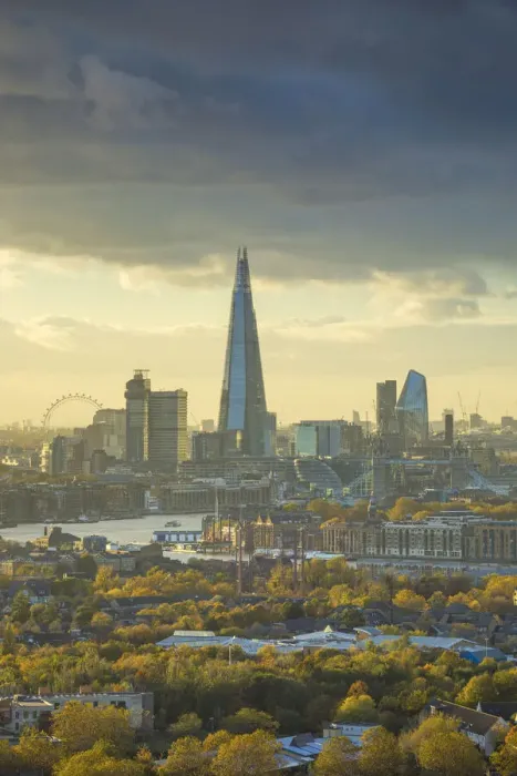 Framed Print : The Shard from Canary Wharf, London, England