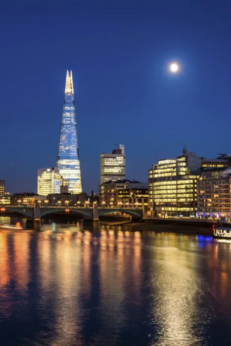 Framed Print : The Shard at Night, London, England Framed Print : The Shard at Night, London, England