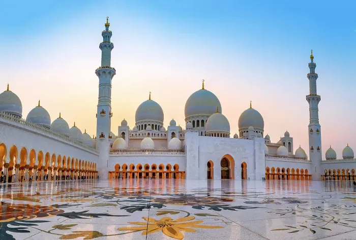 Framed Print : Sheikh Zayed Grand Mosque, Abu Dhabi, United Arab Emirates Framed Print : Sheikh Zayed Grand Mosque, Abu Dhabi, United Arab Emirates