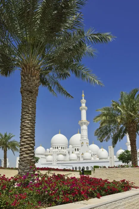 Framed Print : Sheikh Zayed Mosque, Abu Dhabi, United Arab Emirates Framed Print : Sheikh Zayed Mosque, Abu Dhabi, United Arab Emirates