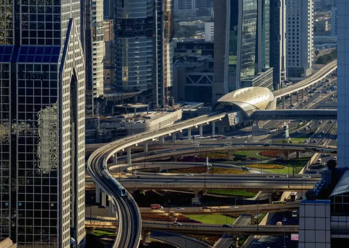 Framed Print : Sheikh Zayed Road and Metro Line, Dubai International Financial Centre, elevated view Framed Print : Sheikh Zayed Road and Metro Line, Dubai International Financial Centre, elevated view