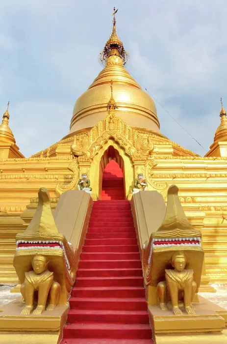 Framed Print : Shwezigon Pagoda, Bagan, Myanmar (Burma), Asia Framed Print : Shwezigon Pagoda, Bagan, Myanmar (Burma), Asia