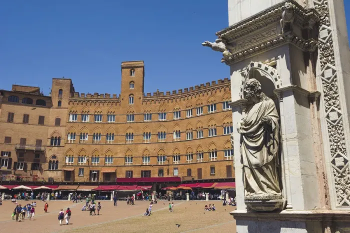 Framed Print : Siena, Tuscany, Italy. Piazza del Campo Framed Print : Siena, Tuscany, Italy. Piazza del Campo