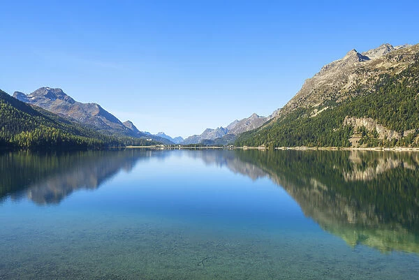 Silvaplana lake with Piz Lagrev and Piz da la Margna, Bernina mountain range, Upper Engadin, Grisons (Graubunden), Switzerland