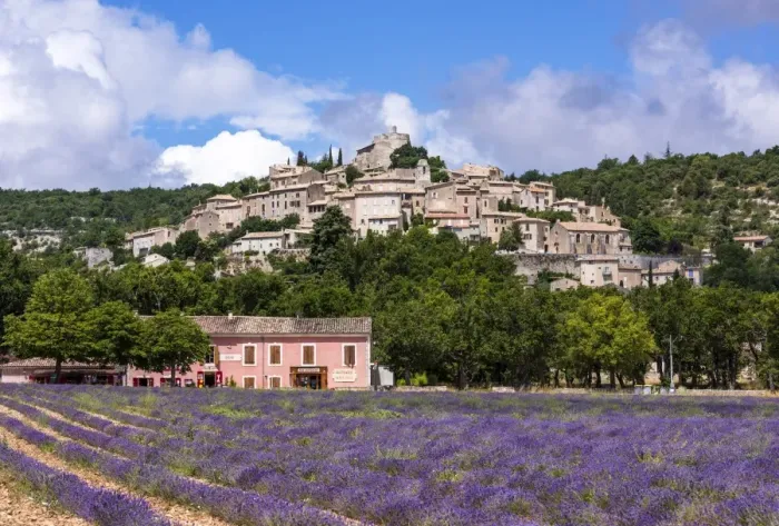 Framed Print : Simiane-la-Rotonde, a typical Provencal hilltop village, Provence, France