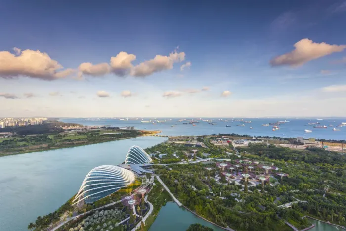 Framed Print : Singapore, elevated view of the Gardens By The Bay with the Indoor Botanical Gardens