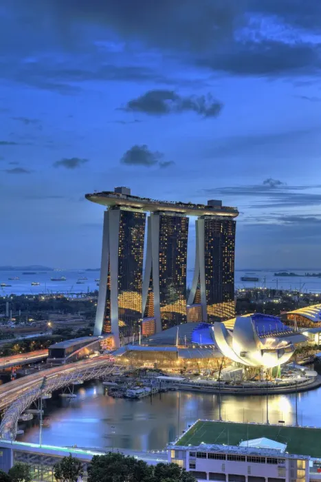 Framed Print : Singapore, Marina Bay Sands Hotel and Skypark Framed Print : Singapore, Marina Bay Sands Hotel and Skypark