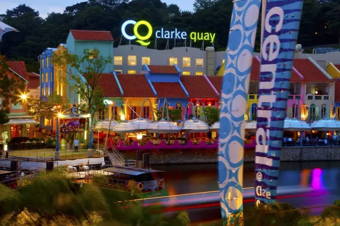 Framed Print : The Singapore River flows past Clarke Quay, a new area of nightlife restaurants and bars Framed Print : The Singapore River flows past Clarke Quay, a new area of nightlife restaurants and bars