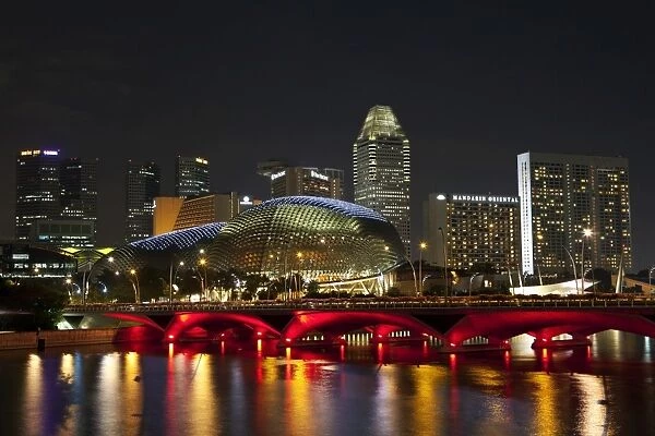 Singapore, Singapore, Esplanade. Esplanade Bridge and the Esplanade - Theatres on the Bay building illuminated