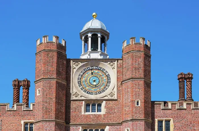 Framed Print : A sixteenth-century astronomical clock in Hampton Court Palace, London, England