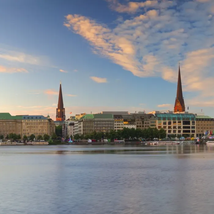 Framed Print : Skyline of Binnenalster Lake at dawn, Hamburg, Germany