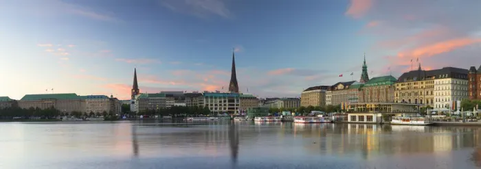 Framed Print : Skyline of Binnenalster Lake at dawn, Hamburg, Germany Framed Print : Skyline of Binnenalster Lake at dawn, Hamburg, Germany