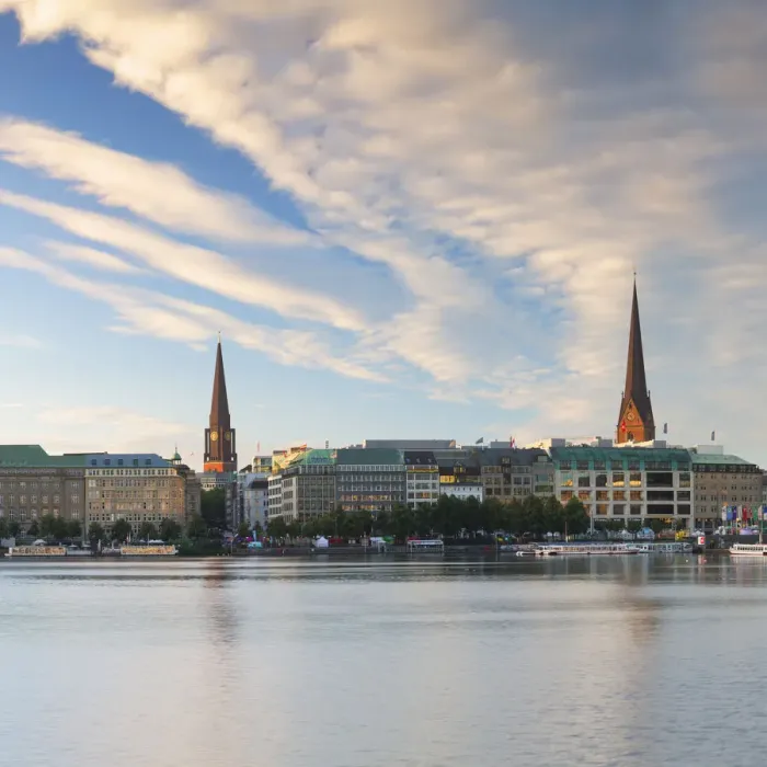 Framed Print : Skyline of Binnenalster Lake at dawn, Hamburg, Germany Framed Print : Skyline of Binnenalster Lake at dawn, Hamburg, Germany