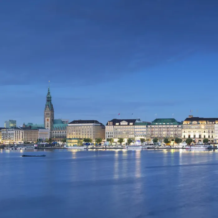 Framed Print : Skyline of Binnenalster Lake, Hamburg, Germany Framed Print : Skyline of Binnenalster Lake, Hamburg, Germany